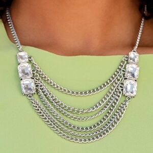 Elegant Silver Chain Necklace with Clear Accents
